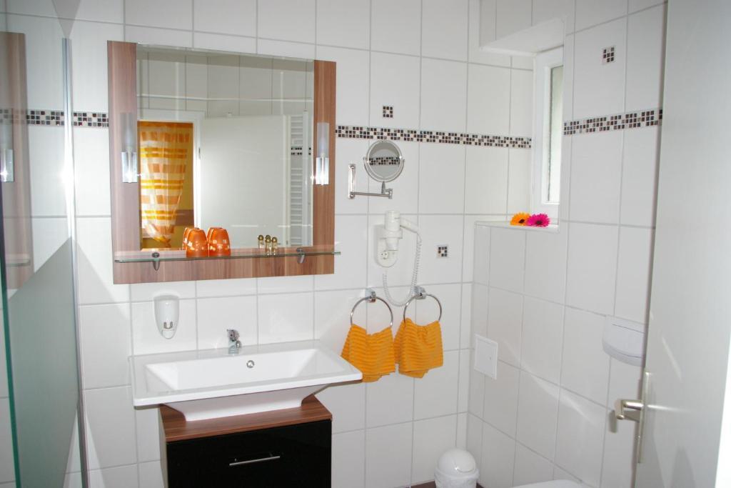 Hotel Heissinger Bad Berneck im Fichtelgebirge Pokoj fotografie